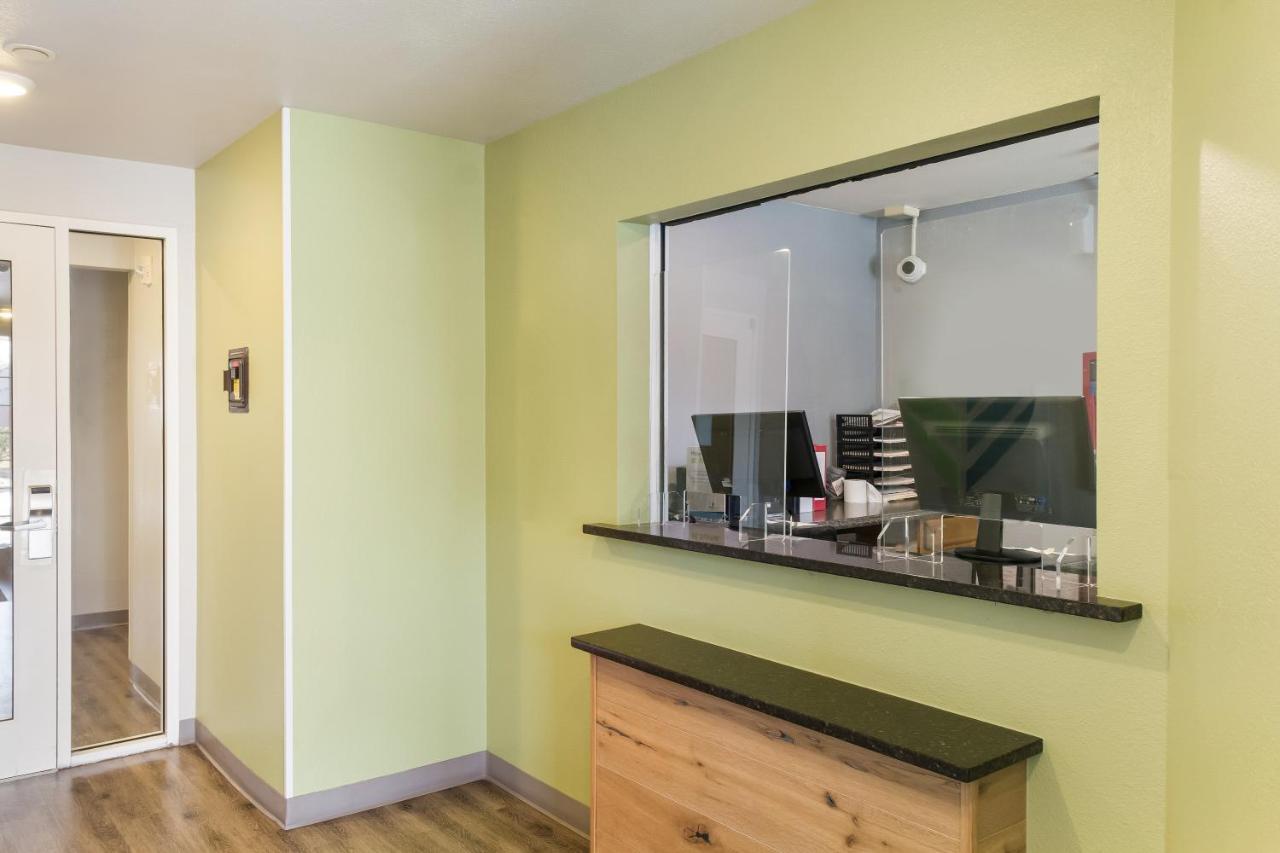 Otel Woodspring Houston I-45 Airtex